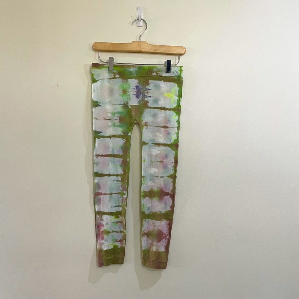 Brand new tie dye leggings.